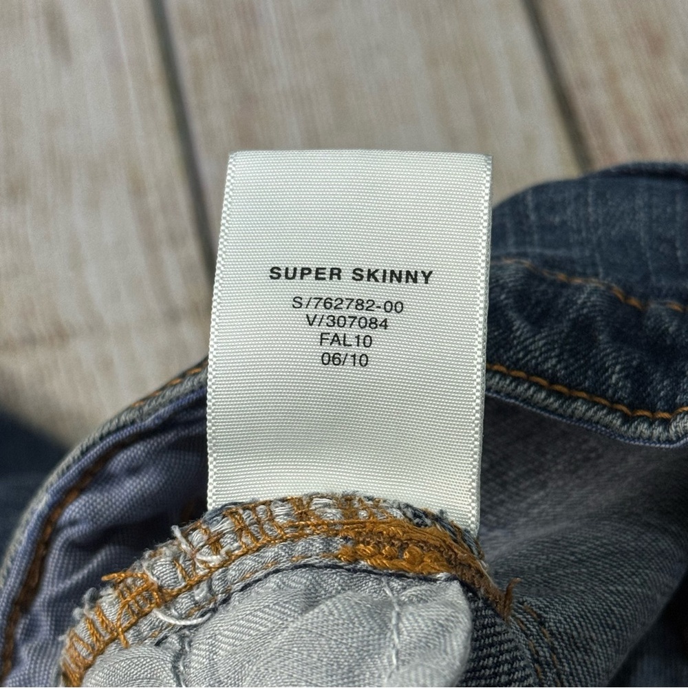 Pre-Loved Old Navy Gap Kids 1969 Girls Super Skinny Blue Jeans 10 Slim - Picture 9 of 12